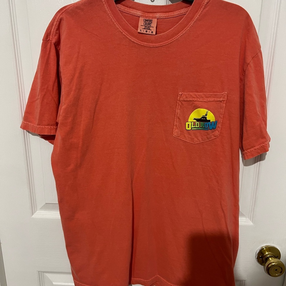 Men's Pocket T-Shirt in Coral Old Row Comfort Colors Large